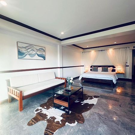 Ocean Pie Phuket - Adult Only Hotel Rawai Kültér fotó
